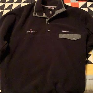 medium patagonia pullover